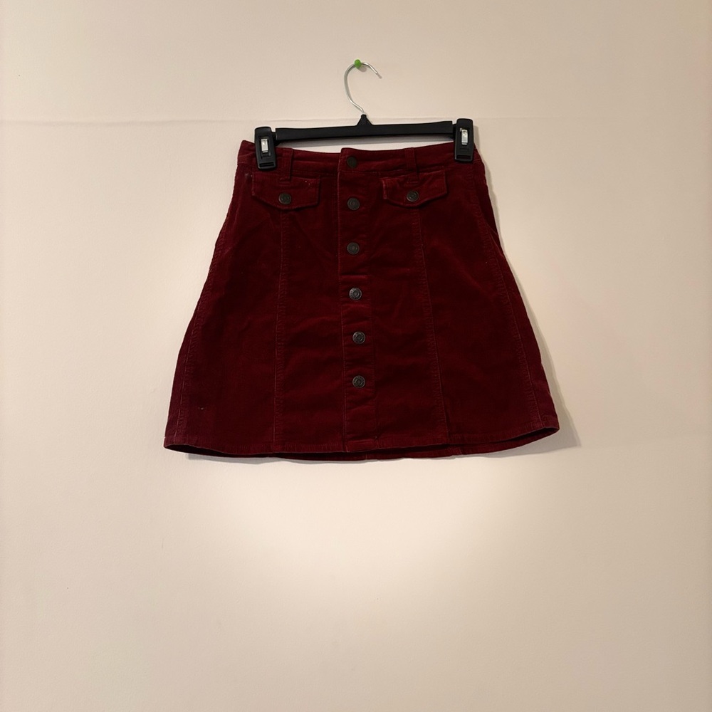 Women's Burgundy Button-Front Skirt